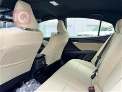 تۆیۆتا کامری